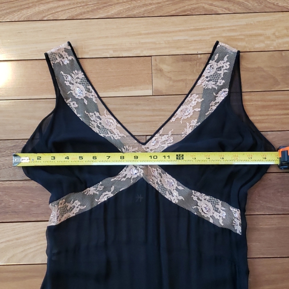 Dress - Picture 9 of 14